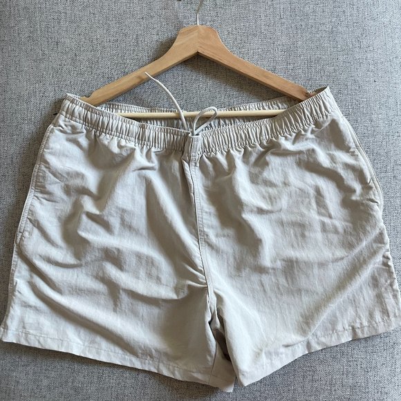 Short TNA Aritzia - 13cm - Picture 1 of 8
